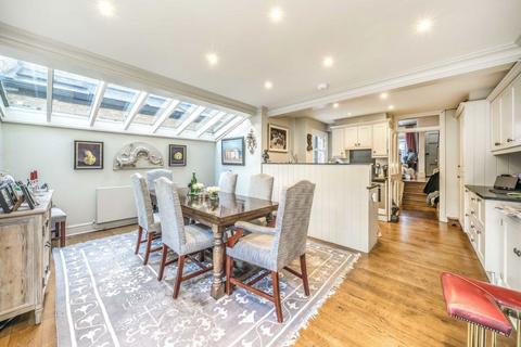 4 bedroom house for sale, Bovingdon Road, London SW6