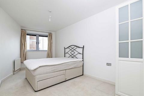 2 bedroom flat to rent, Townmead Road, London SW6