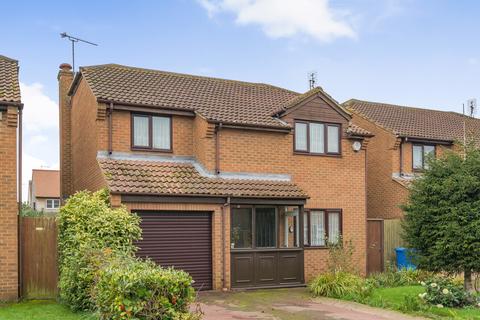 4 bedroom detached house for sale, Frognal Gardens, Teynham, Sittingbourne, Kent, ME9