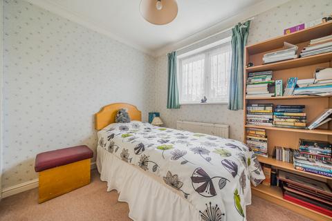 4 bedroom detached house for sale, Frognal Gardens, Teynham, Sittingbourne, Kent, ME9