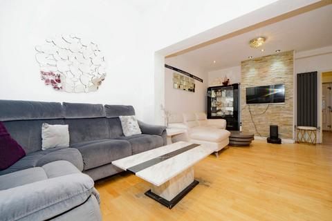 4 bedroom semi-detached house for sale, Kingsley Wood Drive, London SE9