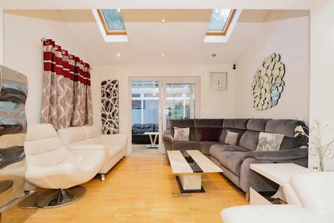 4 bedroom semi-detached house for sale, Kingsley Wood Drive, London SE9