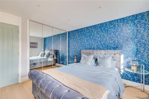 1 bedroom apartment for sale, Maynard Close, London, SW6