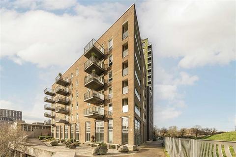 1 bedroom flat for sale, Cofferdam Way, London SE8