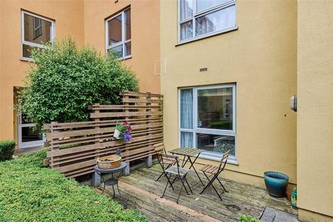 1 bedroom flat for sale, Greenroof Way, London SE10