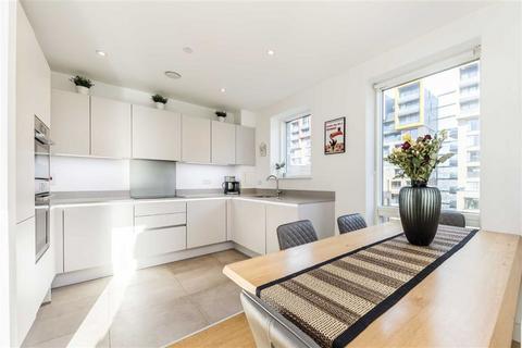 1 bedroom flat for sale, Billingshurst Way, London SE10