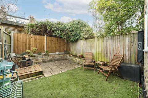 2 bedroom house for sale, Earlswood Street, London SE10