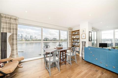 2 bedroom flat for sale, Wharf Street, London SE8