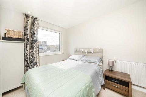 2 bedroom flat for sale, Wharf Street, London SE8