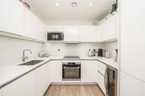 1 bedroom flat for sale, Telegraph Avenue, London SE10