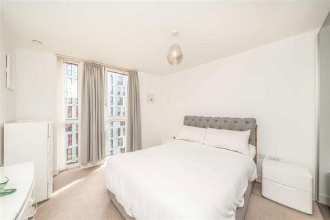 1 bedroom flat for sale, Telegraph Avenue, London SE10