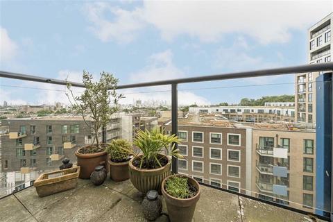 2 bedroom flat for sale, Parkside Avenue, London SE10