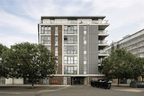 3 bedroom flat for sale, Banning Street, London SE10