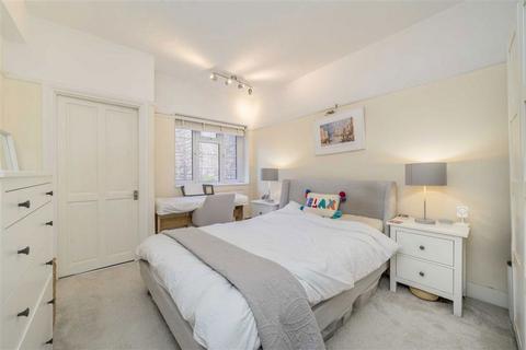 1 bedroom flat for sale, Blackheath Hill, London SE10