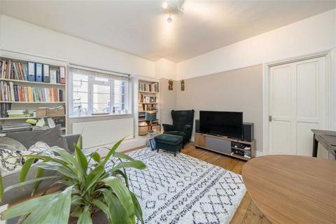 1 bedroom flat for sale, Blackheath Hill, London SE10