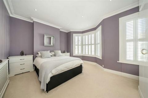 31 Woodlands Park Road, London, SE10 9XE