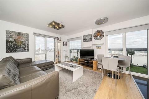 2 bedroom flat for sale, Barge Walk, London SE10