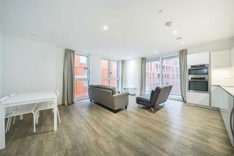 Cable Walk, London SE10