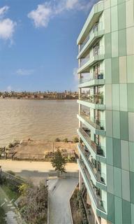 3 bedroom flat to rent, Cable Walk, London SE10