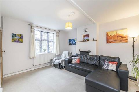 2 bedroom house to rent, Roan Street, London SE10