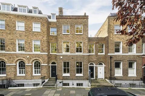 30 Gloucester Circus, London, SE10 8RY