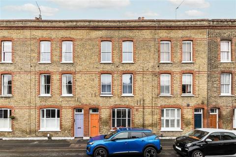 2 bedroom maisonette for sale, Gibson Street, London SE10