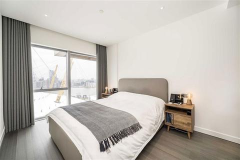 2 bedroom flat for sale, Cutter Lane, London SE10