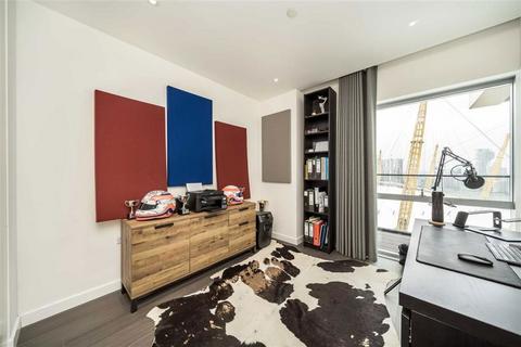 2 bedroom flat for sale, Cutter Lane, London SE10