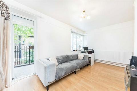 2 bedroom flat for sale, Lewisham Hill, London SE13