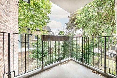 2 bedroom flat for sale, Lewisham Hill, London SE13