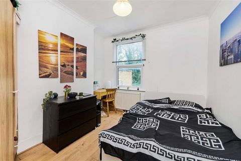 15 Aldeburgh Street, London, SE10 0RW