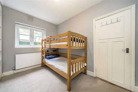 3a Langdale Road, London, SE10 8UA