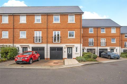 4 bedroom terraced house for sale, Macmillan Road, Dunton Green, Sevenoaks, Kent