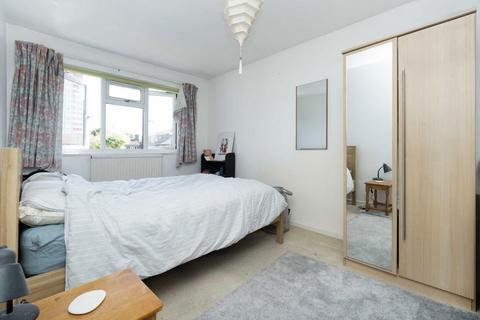 9 Stephan Close, London, E8 4LJ
