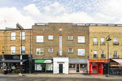 1 bedroom flat for sale, Broadway Market, London E8