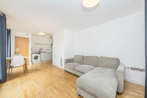 1 bedroom flat for sale, Felstead Street, London E9