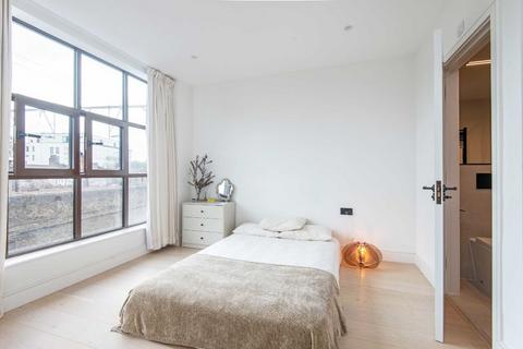 2 bedroom flat for sale, Stanton Walk, London E2