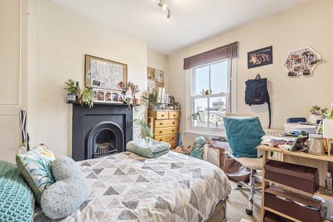 206 Bow Common Lane, London, E3 4HH