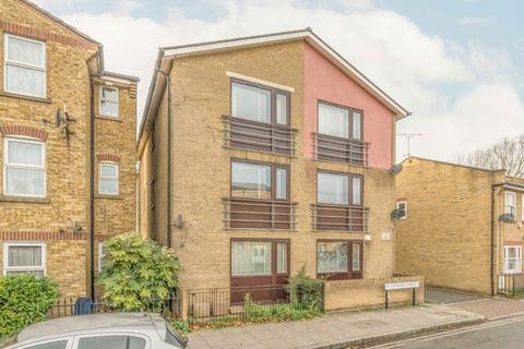 1 bedroom flat for sale, Grace Place, London E3