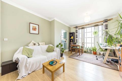 1 bedroom flat for sale, Queensbridge Road, London E8