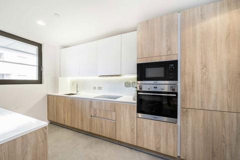 2 bedroom flat for sale, Mare Street, London E8