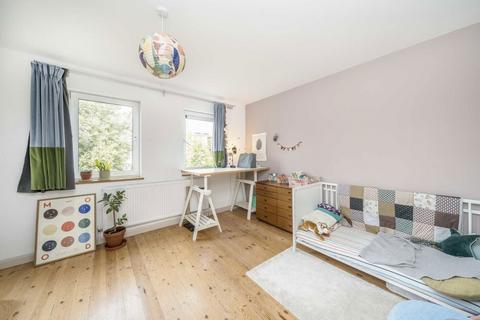 7 Buttermere Walk, London, E8 3TA