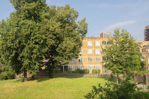 7 Buttermere Walk, London, E8 3TA