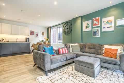 2 bedroom flat for sale, Rookwood Way, London E3