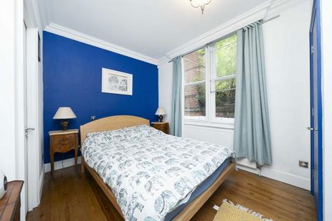 2 bedroom flat for sale, Bow Road, London E3