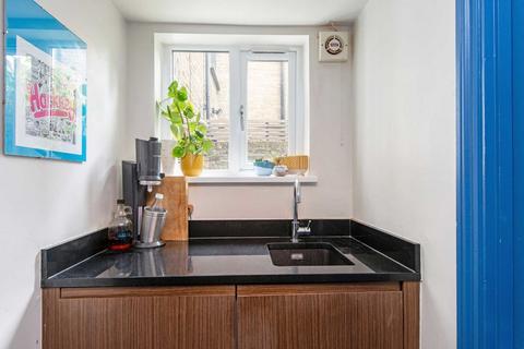 56a Paragon Road, London, E9 6NN