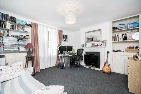Flat C, 19 Campbell Road, London, E3 4DS