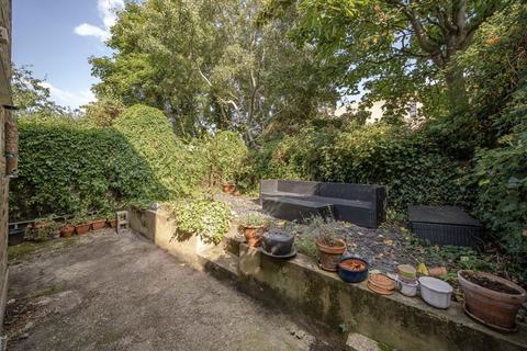 Flat C, 19 Campbell Road, London, E3 4DS