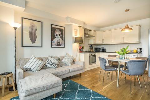 1 bedroom flat for sale, Stean Street, London E8