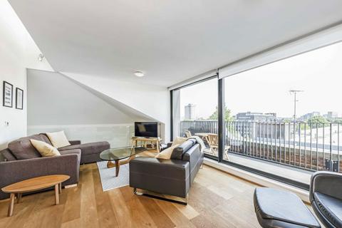 3 bedroom flat for sale, Great West Road, London W6